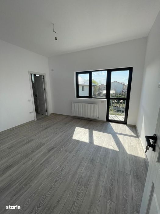 Duplex 4 camere + mansardă | 3 băi | Curte amenajată | Gata de mutat