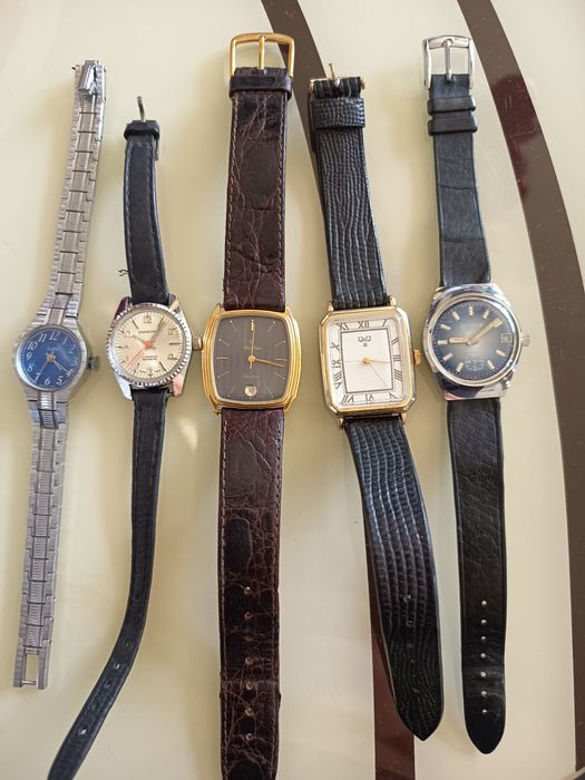 Lot de ceasuri 4 mecanice și 1 Quartz Oferta
