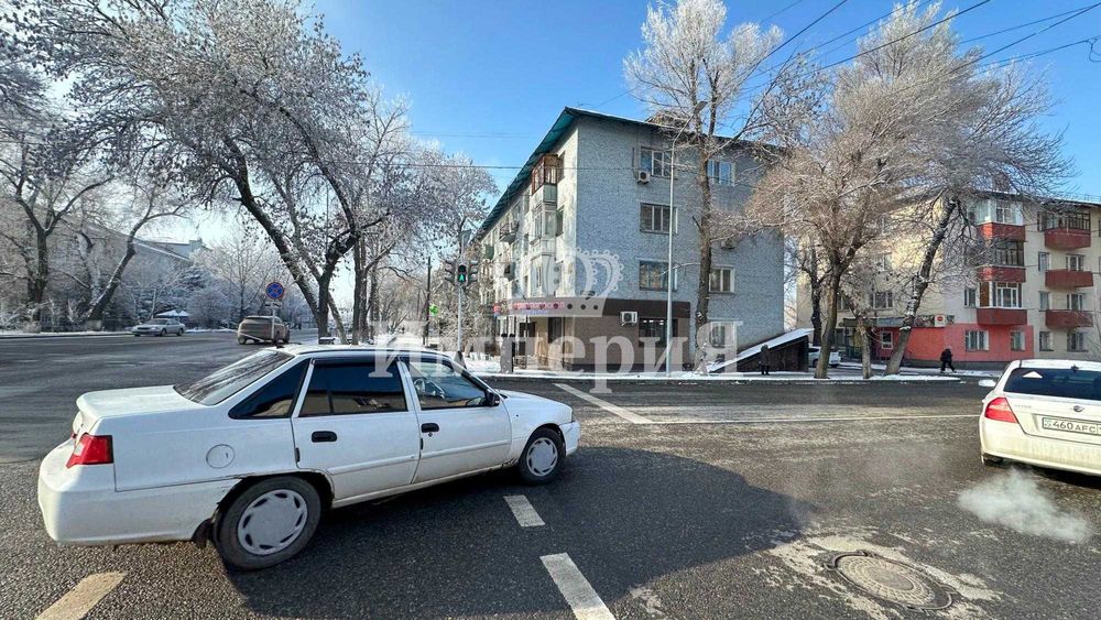 Продам Комерческий помещение  Даулет Империя