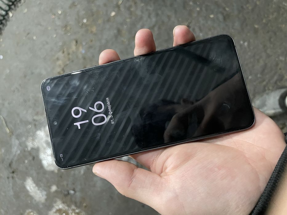 S21 FE 128ГБ в идеальном состоянии