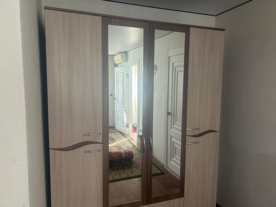 Продам шкаф 2/1,6/0,52