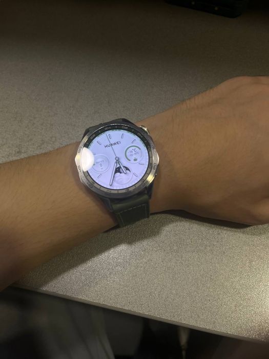 Продам часы Смарт-часы Huawei Watch GT 4