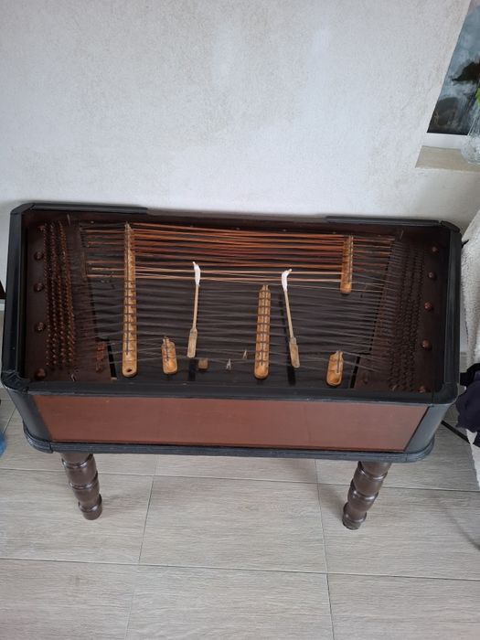 Țambal vechi perfect funcționale