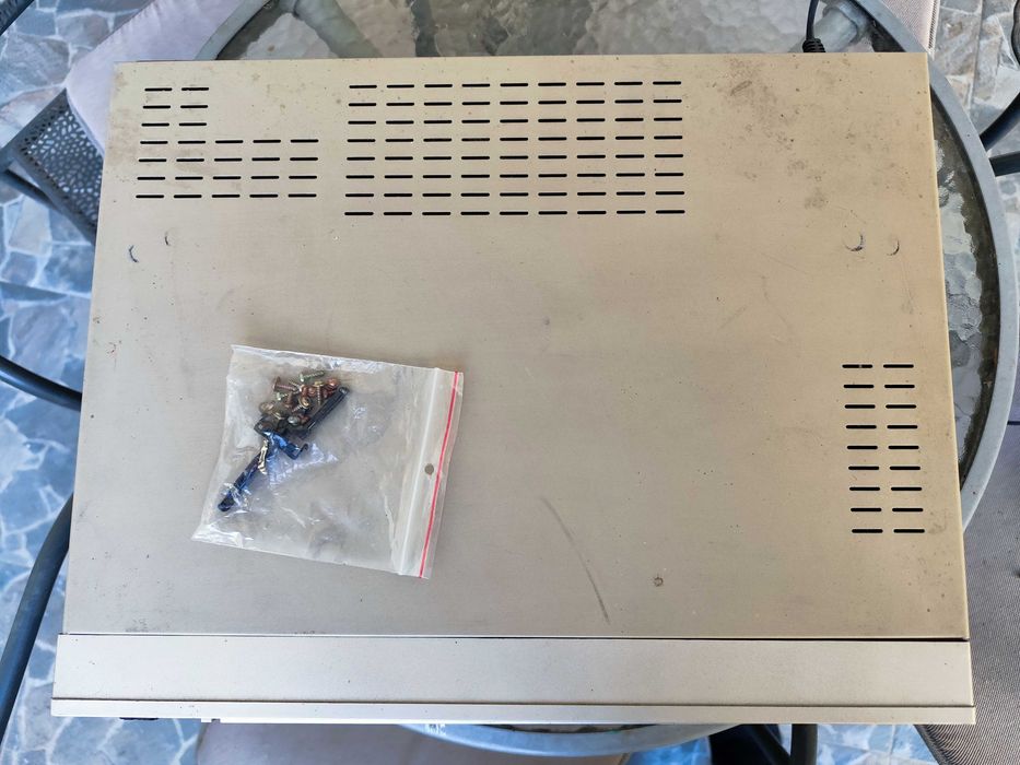 Videorecorder S-VHS JVC HR S9600 defect pentru piese