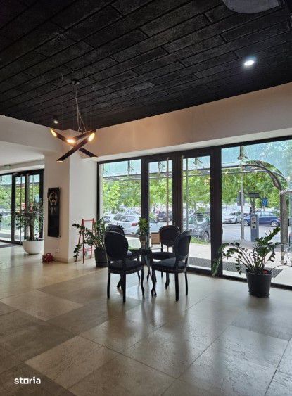 Zona Unirii 85 mp open space excelent horeca