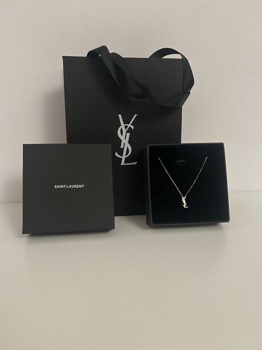 Bijuterii Yves Saint Laurent - Dama