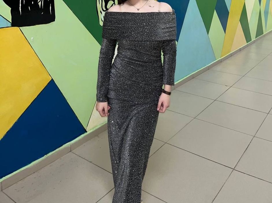 платья облегающие