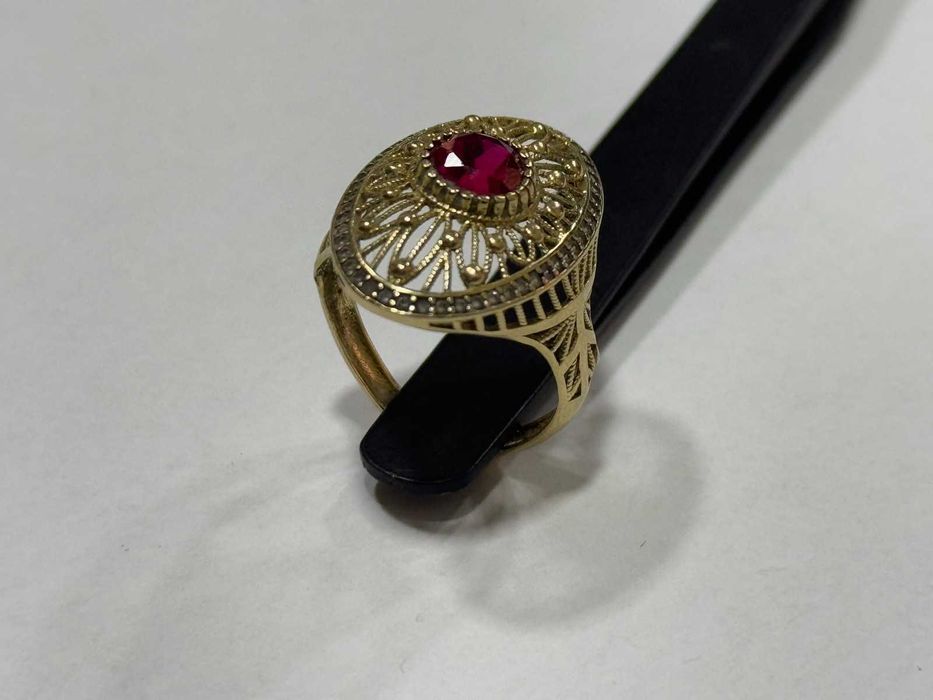 Дамски Златен Пръстен 14К (3.75гр)