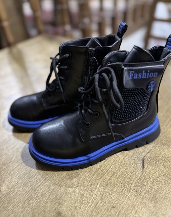 Ботинки детские новые