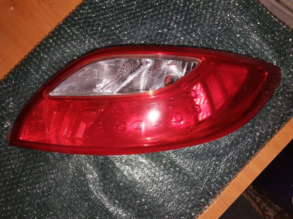 Stop Mazda 2  - impecabil