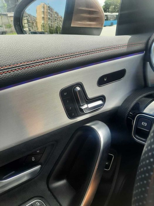 Mercedes-Benz  CLA 250 e