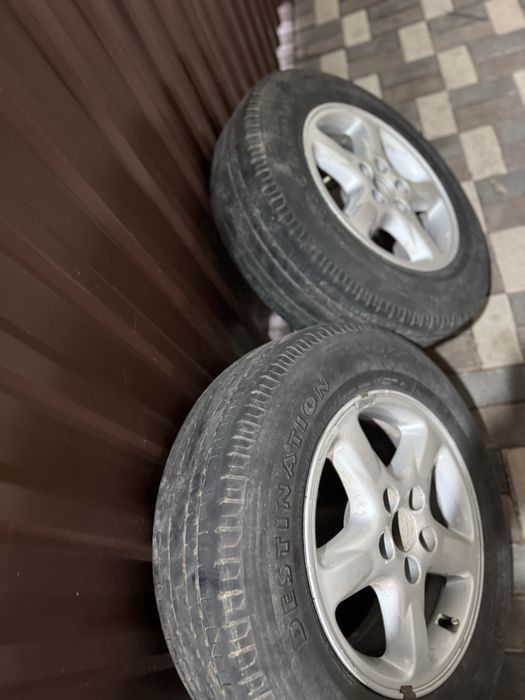 Комплект шин с дисками тойота