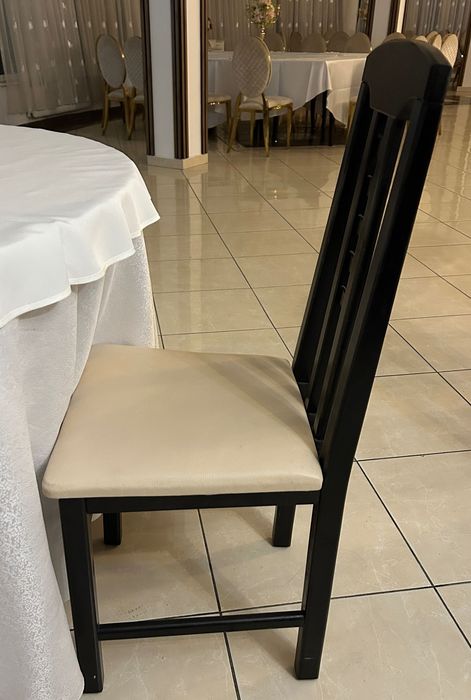 Scaune elegante