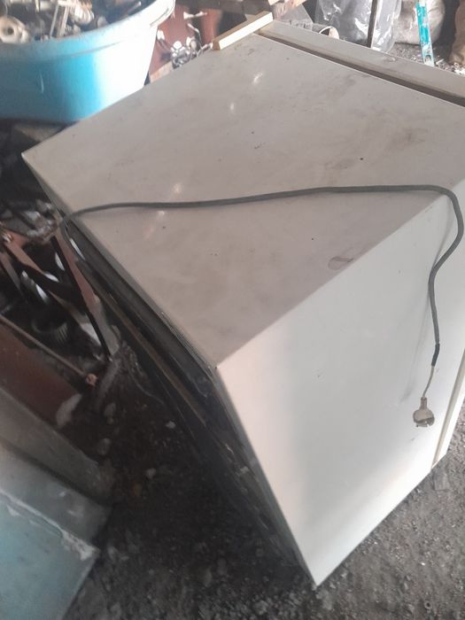 Холодильник бирюса