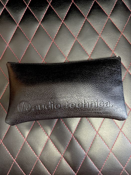 Microfon studio XLR Audio-Technica AT2020 + Husă transport originală (Stare impecabilă)