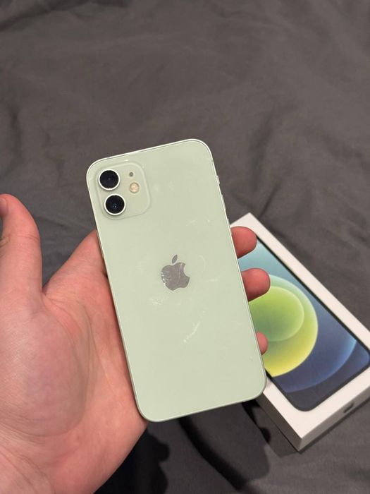 iphone 12 в идеальном состояний