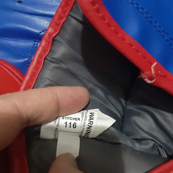 Боксерские перчатки