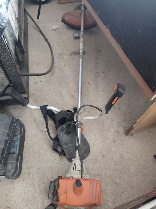 Бензокосилка штиль 250