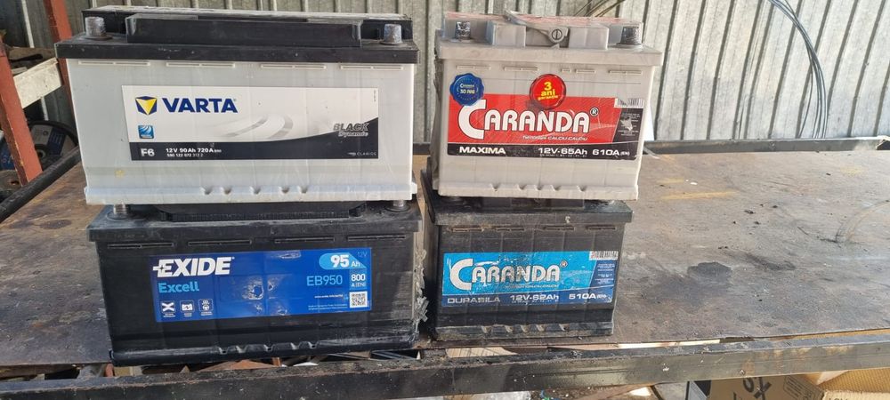 Vând bateri second-hand