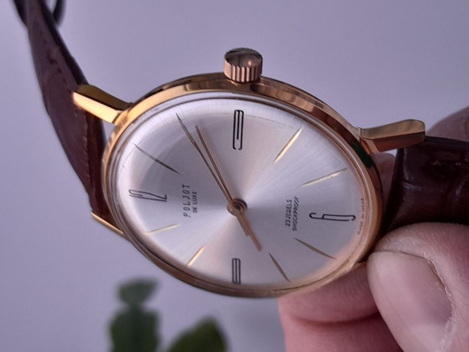 Продам новые часы СССР.