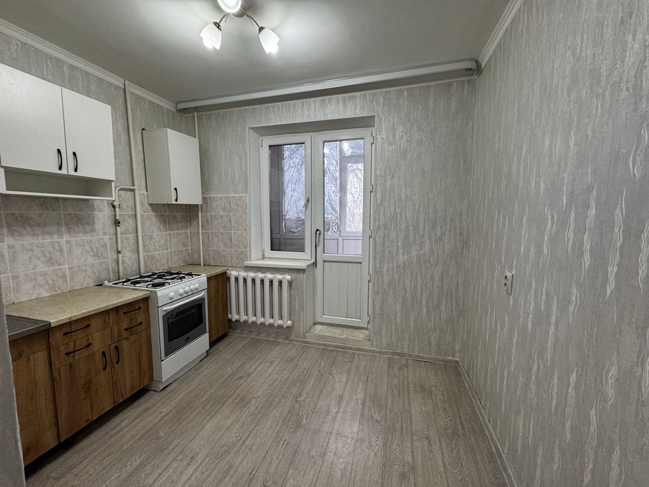 Срочно продам 1 комн.кв. на 8 мкр.