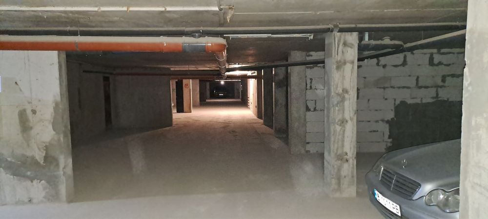 Паркомясто Възраждане 1