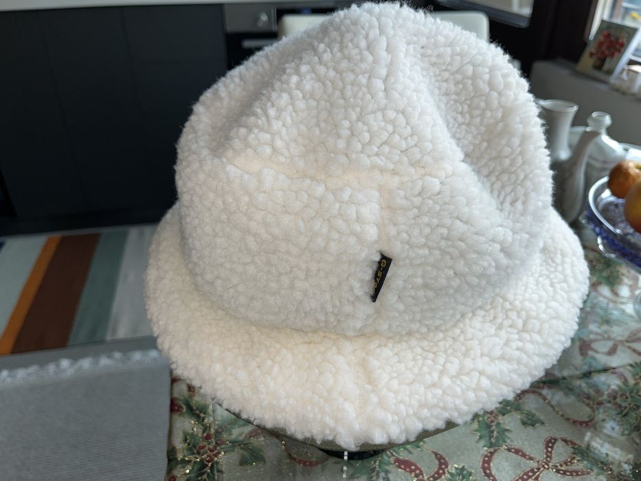 Продавам шапка G-STAR