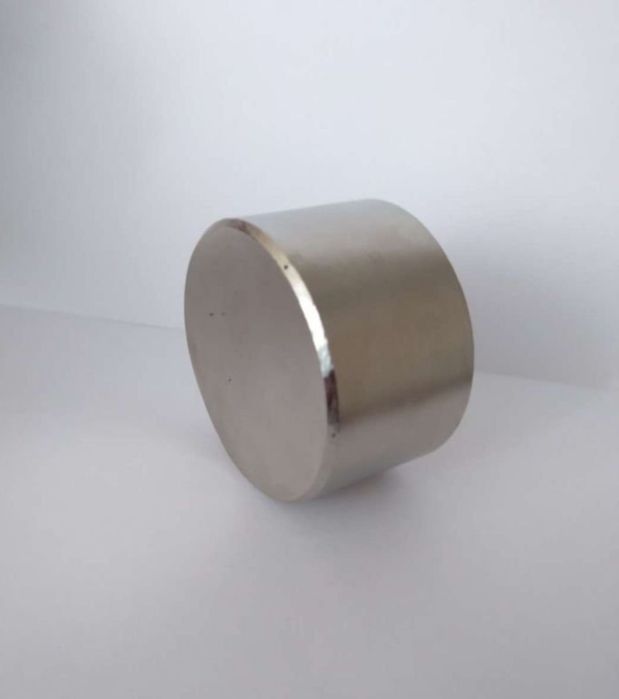 Неодимовый магнит 50х30 марка N52