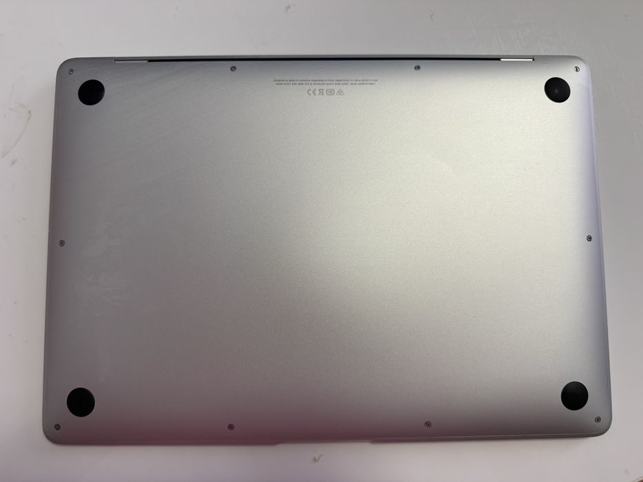 Macbook Air M1 8/256 MDM