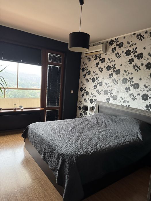 Дава се под наем Тристаен апартамент в Велико Търново, Център - 100 кв.м за 510 € - Снимка #3