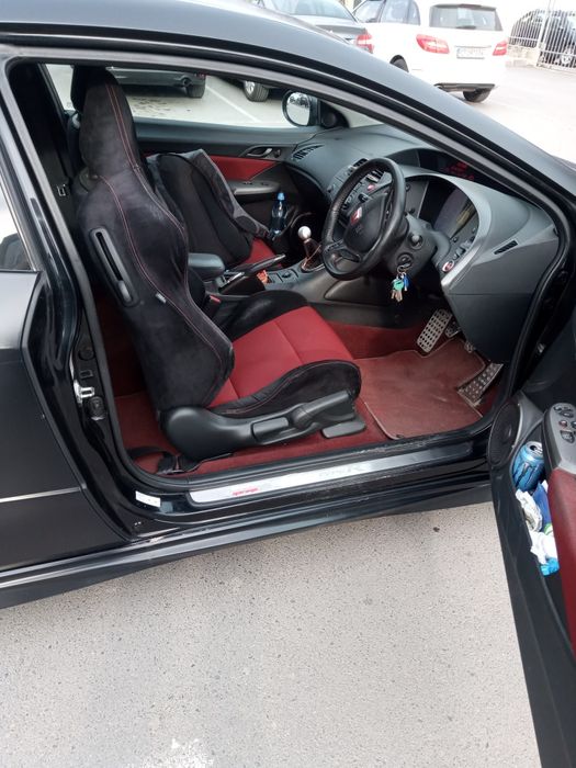 HONDA civic type r FN2 2007г десен волан !!!