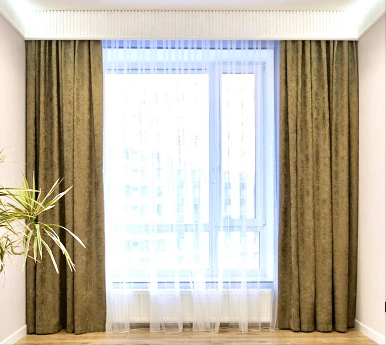 Шторы продам , три комплекта новые