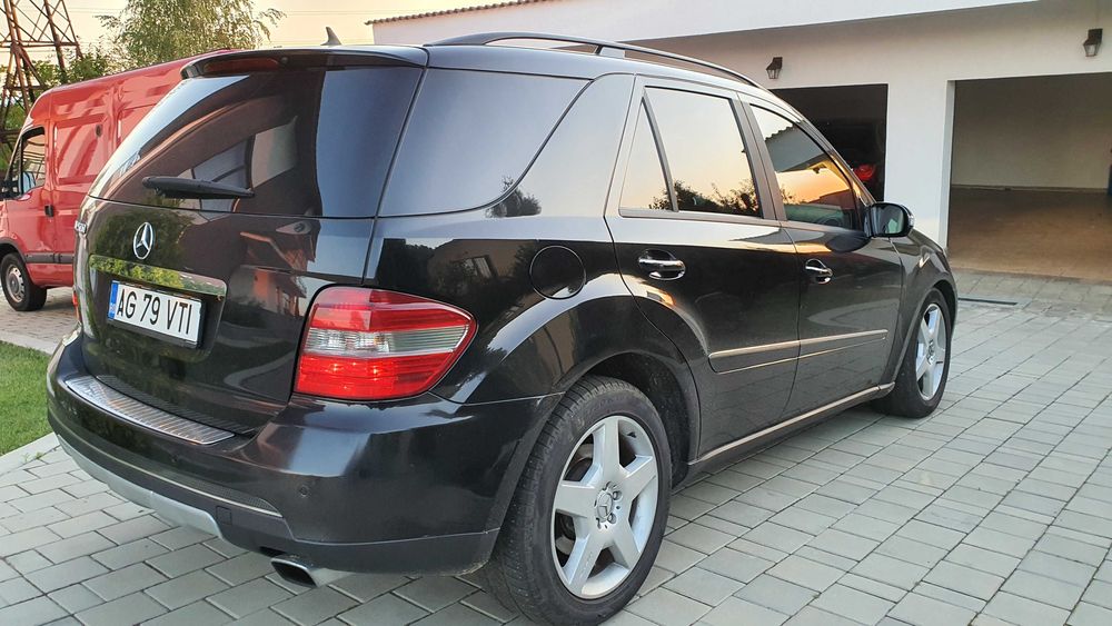 Mercedes-Benz ML 500