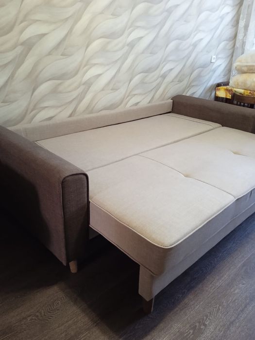 Продам диван в хорошем состоянии