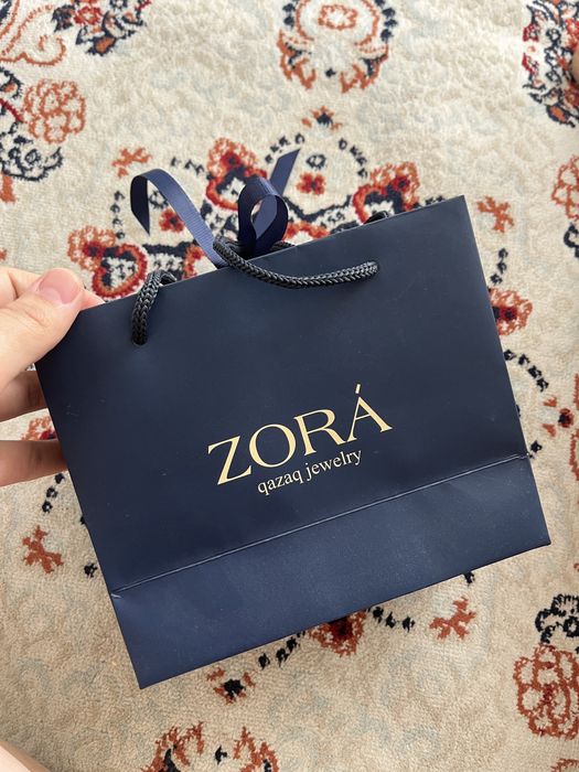 Продам комплект серебра