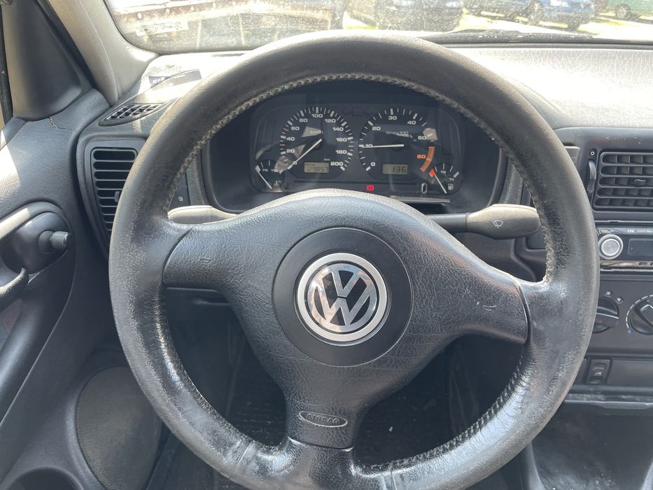 VW Polo 1.6 75hp 1998 На Части