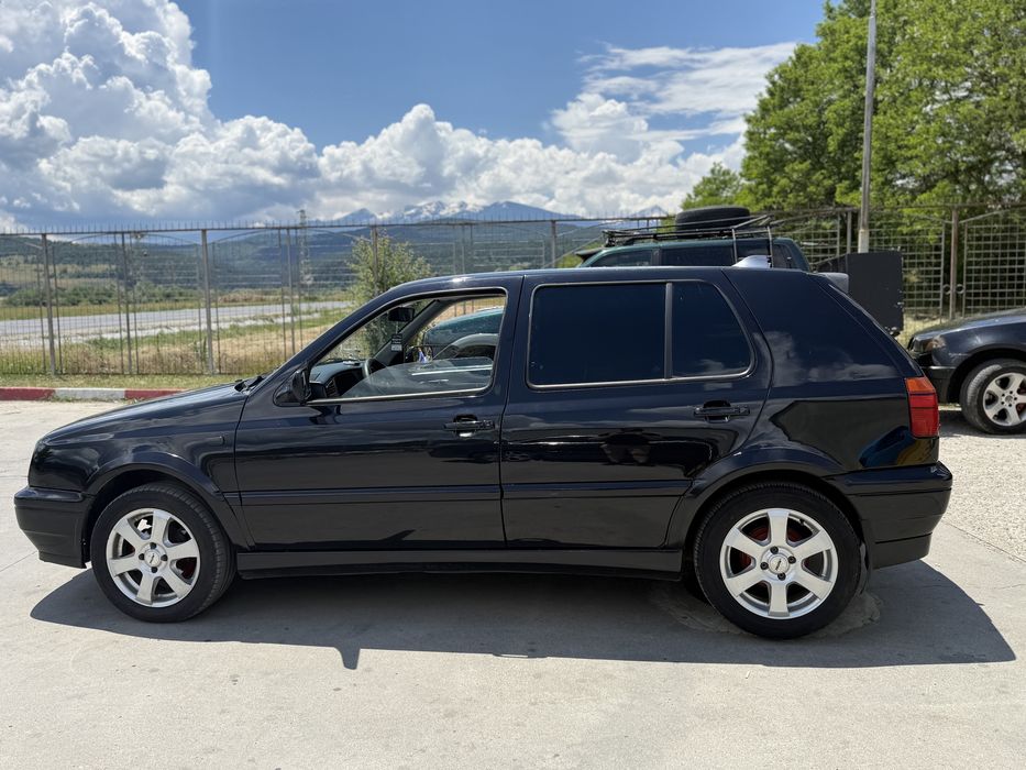 Продавам vw golf 3