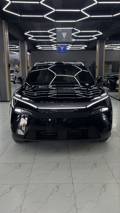 BYD tang L 2wd 1 mator full, + Garantiya Avtasalonda !!