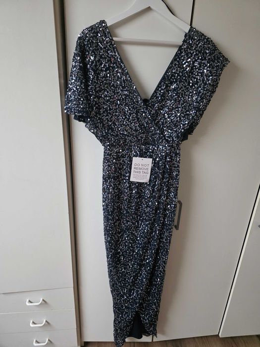 Rochie lunga eleganta. Noua, cu eticheta