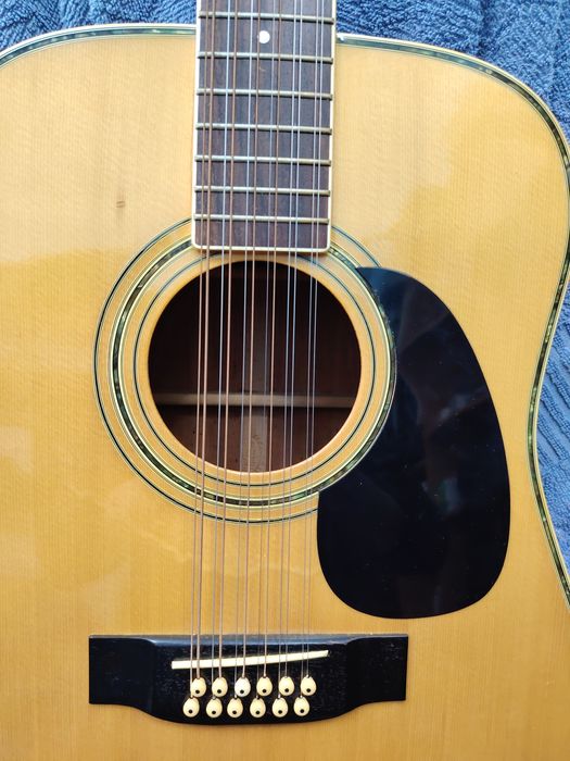 Гитара акустическая Yamaki.