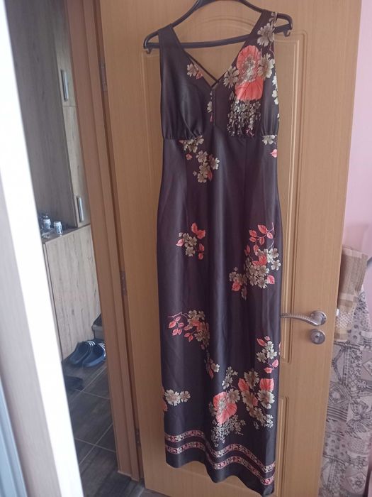 рокля дълга официална