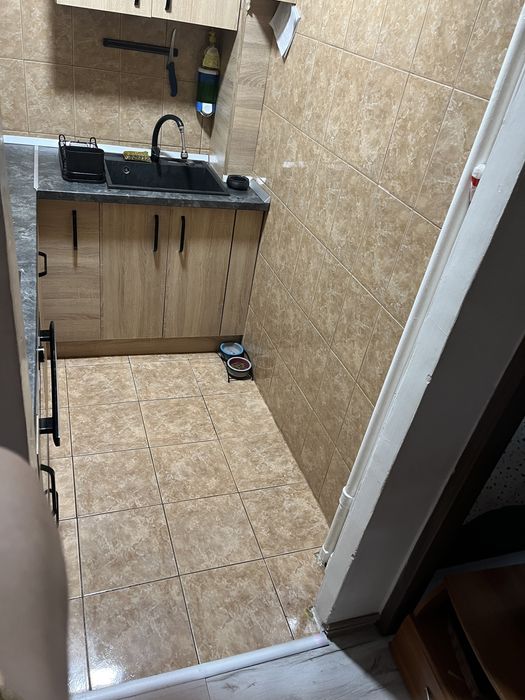 Vand apartament 2 camere