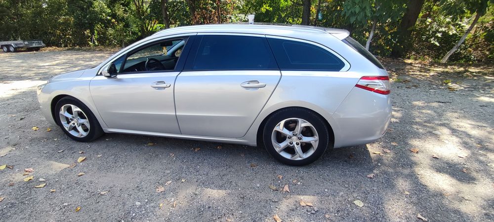 Vând peugeout 508 sw