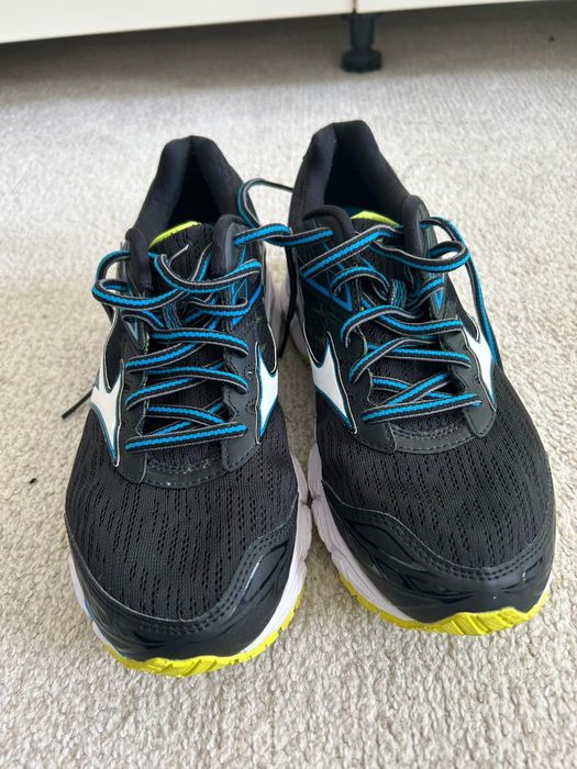 Adidași de alergare Mizuno WAWE Ultima 9