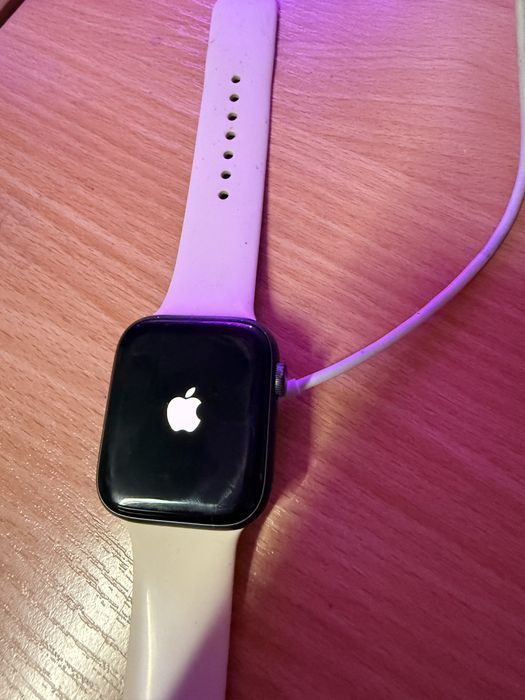 Apple Watch SE 2020 44mm GPS