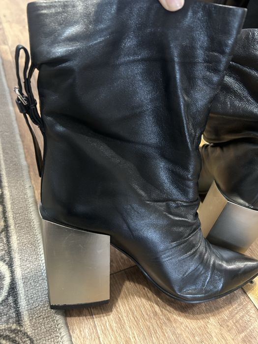 Продам осенние сапоги