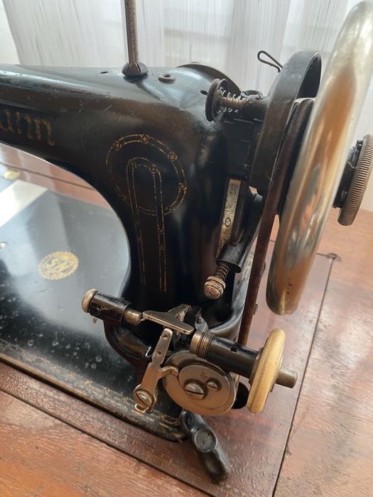 Masina de cusut vintage Naumann