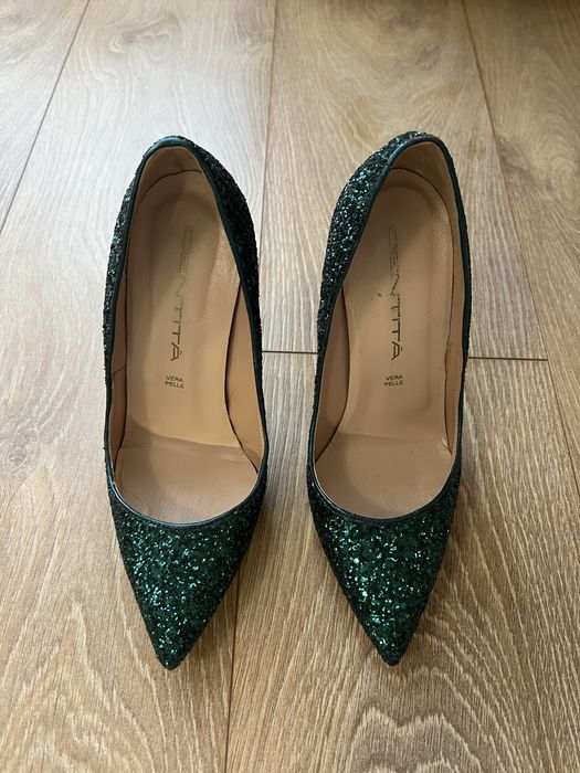 Високи дамски остри обувки Identita