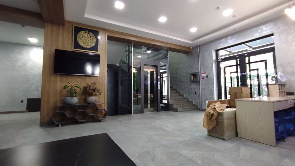 Готовый офис 1044м², 3сот, М-Улугбекский р-н