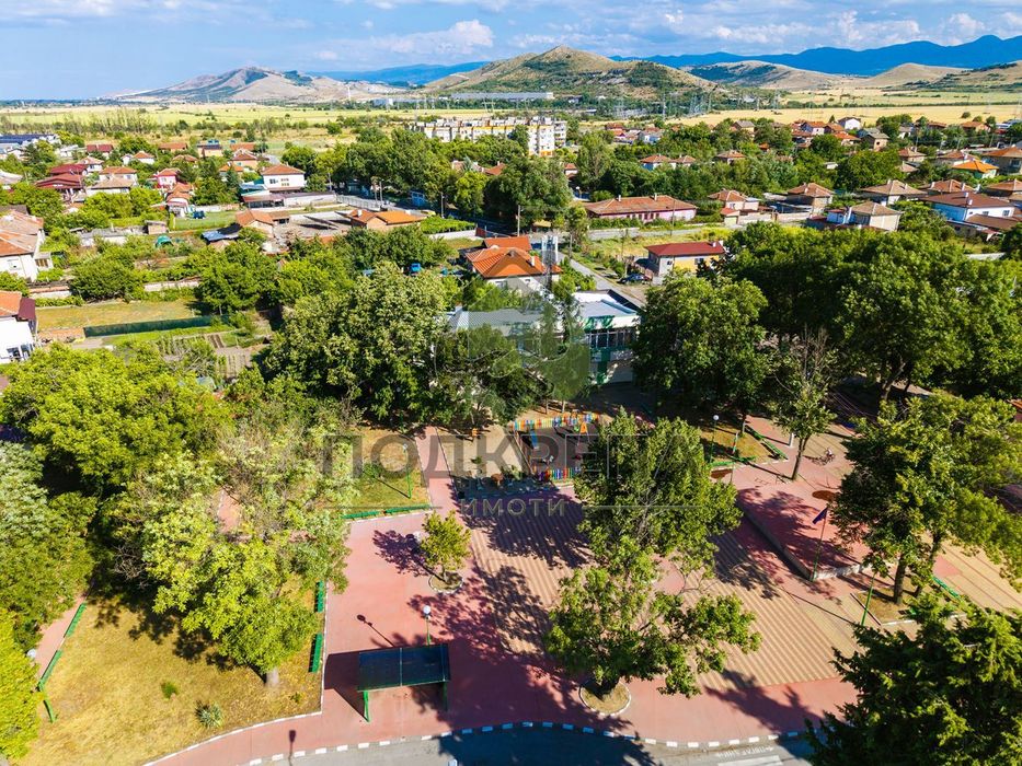 Продава се Промишлена сграда в с. Главиница, Област Пазарджик - 774 кв.м за 157 €/кв.м - Снимка #10